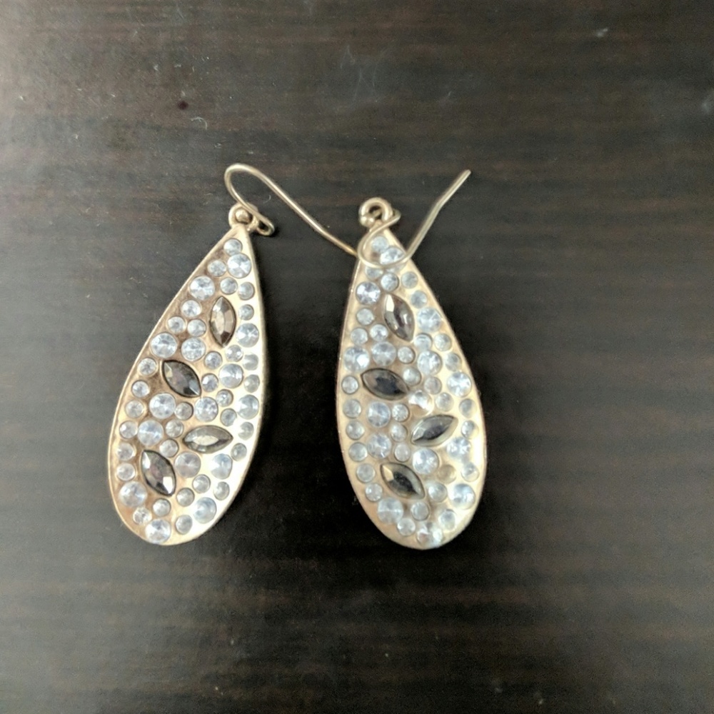 Oval Black and Diamond Studded Earrings
